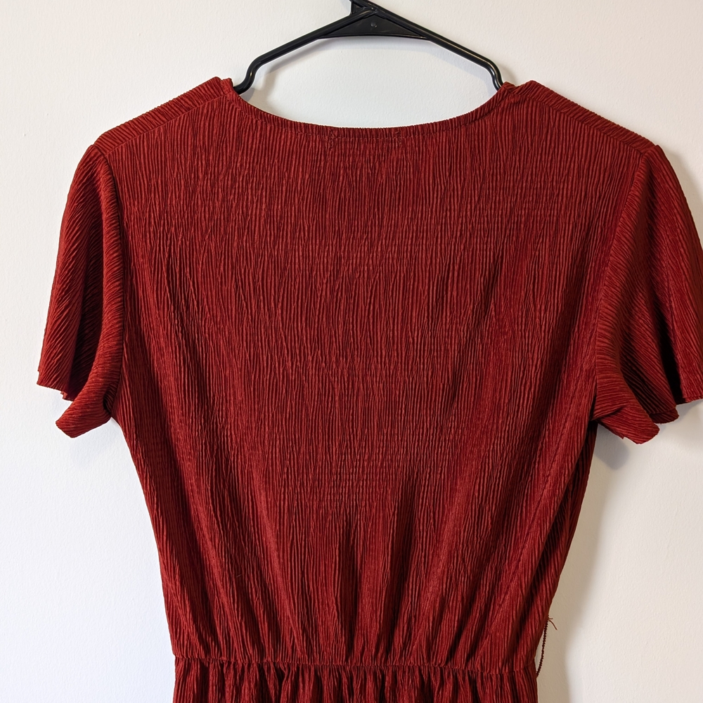 Bershka Crimson Textured Short Sleeve Midi Dress